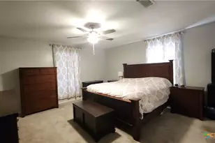 204 Cherokee Ln, Victoria, TX 77901 - Photo 8