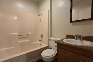 2024 S 15th St, Temple, TX 76504 - Photo 14