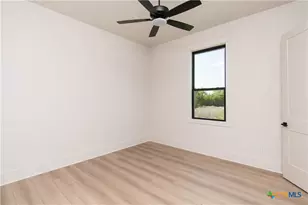 201 Bravo Vista Ln, Belton, TX 76513 - Photo 26