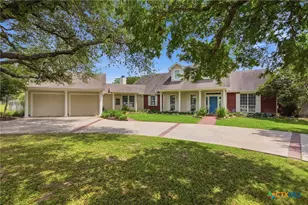 153 Shannon Valley Dr, Victoria, TX 77904 - Photo 1