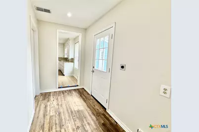 607 S East Street, Edna, TX 77957 - Photo 28