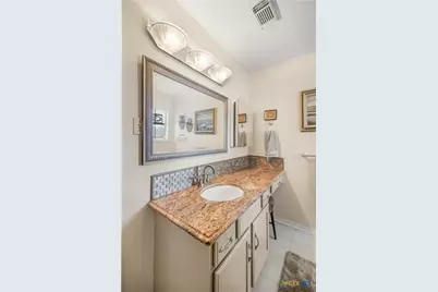 205 E Bay Avenue, Seadrift, TX 77983 - Photo 28
