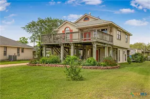 205 E Bay Ave, Seadrift, TX 77983 - Photo 12