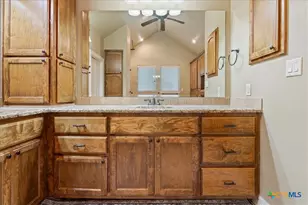228 Claremont Dr, Belton, TX 76513 - Photo 24