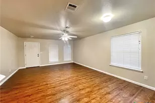 364 Starling Creek, New Braunfels, TX 78130 - Photo 4