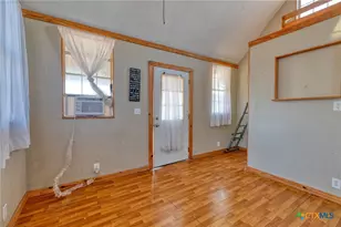 645 Old Luling Rd, Lockhart, TX 78644 - Photo 34