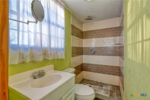645 Old Luling Rd, Lockhart, TX 78644 - Photo 36