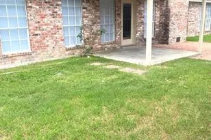 107 Bramble Bush Ln, Victoria, TX 77904 - Photo 18