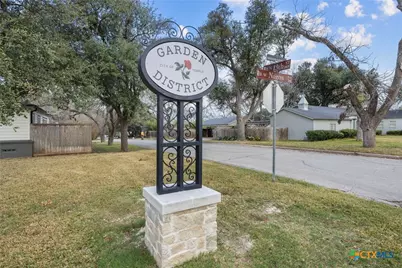 615 W Royal Avenue, Temple, TX 76501 - Photo 36