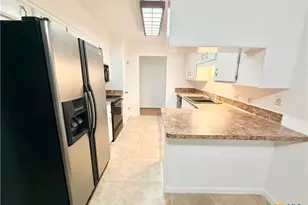 211 Pecos Dr, Victoria, TX 77904 - Photo 6