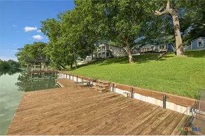 360 Shangrila Lane, New Braunfels, TX 78130 - Photo 2