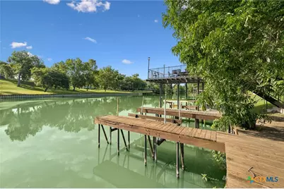 360 Shangrila Lane, New Braunfels, TX 78130 - Photo 4