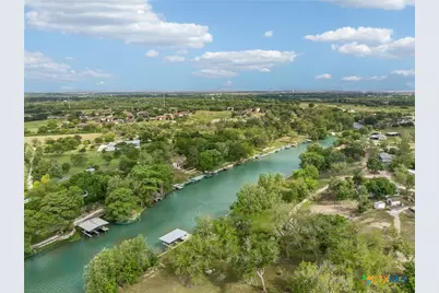 360 Shangrila Lane, New Braunfels, TX 78130 - Photo 34