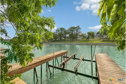 360 Shangrila Lane, New Braunfels, TX 78130 - Photo 4