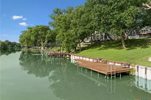 360 Shangrila Ln, New Braunfels, TX 78130 - Photo 2