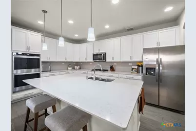 2263 Gran Cielo Trail, New Braunfels, TX 78132 - Photo 8