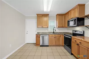 132 Key Ln, Eddy, TX 76524 - Photo 6