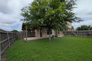 1032 Brown Rock Dr, New Braunfels, TX 78130 - Photo 20