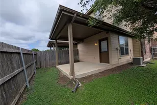 1032 Brown Rock Dr, New Braunfels, TX 78130 - Photo 18