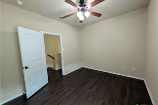 1032 Brown Rock Dr, New Braunfels, TX 78130 - Photo 12