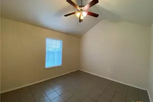 239 Rosalie Dr, New Braunfels, TX 78130 - Photo 14
