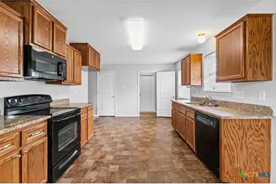 2704 Tarrant County Drive, Killeen, TX 76549 - Photo 8