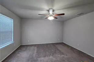 2565 Hiddenbrooke Trace, Seguin, TX 78155 - Photo 16