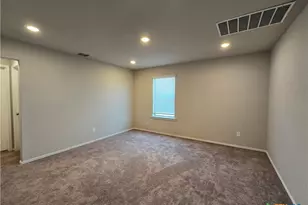 2565 Hiddenbrooke Trace, Seguin, TX 78155 - Photo 14