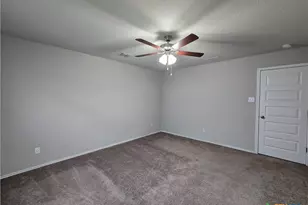 2565 Hiddenbrooke Trace, Seguin, TX 78155 - Photo 20
