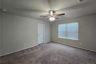 2565 Hiddenbrooke Trace, Seguin, TX 78155 - Photo 18