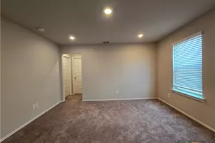 2565 Hiddenbrooke Trace, Seguin, TX 78155 - Photo 18