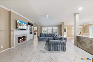 213 Bending Oak, New Braunfels, TX 78132 - Photo 6