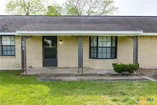 604 Cannon Rd, Victoria, TX 77904 - Photo 2