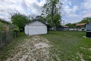1185 W Mill St, New Braunfels, TX 78130 - Photo 40
