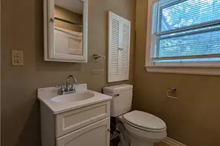 1185 W Mill St, New Braunfels, TX 78130 - Photo 38