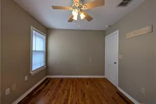 1185 W Mill St, New Braunfels, TX 78130 - Photo 34