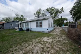 1185 W Mill St, New Braunfels, TX 78130 - Photo 44