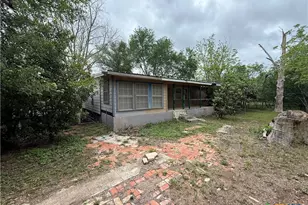 12475 FM 1681, Nixon, TX 78140 - Photo 2