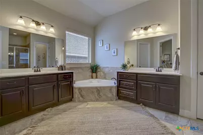 1180 Nutmeg Trail, New Braunfels, TX 78132 - Photo 16