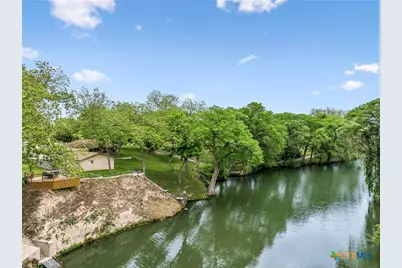 900 Boenig Street, Seguin, TX 78155 - Photo 4