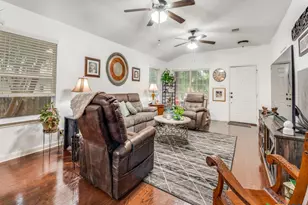 2926 Oak Branch Ridge, New Braunfels, TX 78130 - Photo 6