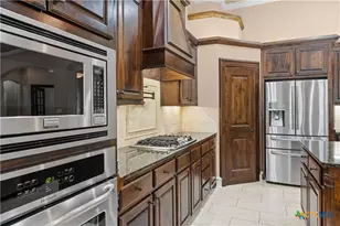 12 Lago Verde Ln, Belton, TX 76513 - Photo 16