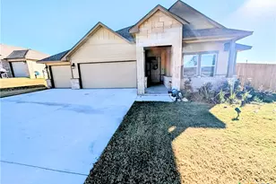 305 Bobby Lou Ln, Copperas Cove, TX 76522 - Photo 1