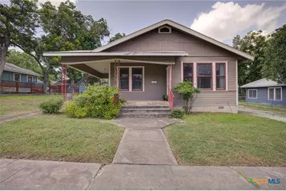 262 Clemens Avenue, New Braunfels, TX 78130 - Photo 1