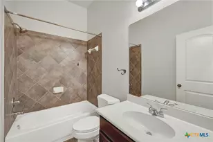 2985 Hidden Mdw, Seguin, TX 78155 - Photo 12