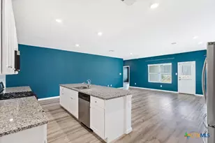 2924 Whinchat, New Braunfels, TX 78130 - Photo 8