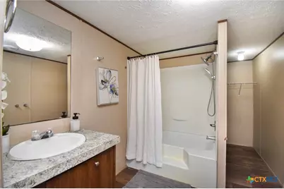 413 West Oaks Drive, Victoria, TX 77905 - Photo 26