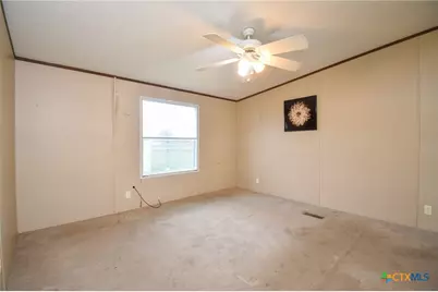 413 West Oaks Drive, Victoria, TX 77905 - Photo 24