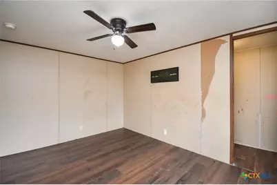 413 West Oaks Drive, Victoria, TX 77905 - Photo 18