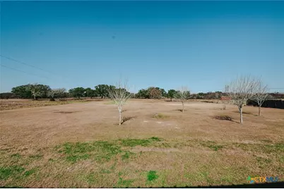413 West Oaks Drive, Victoria, TX 77905 - Photo 30